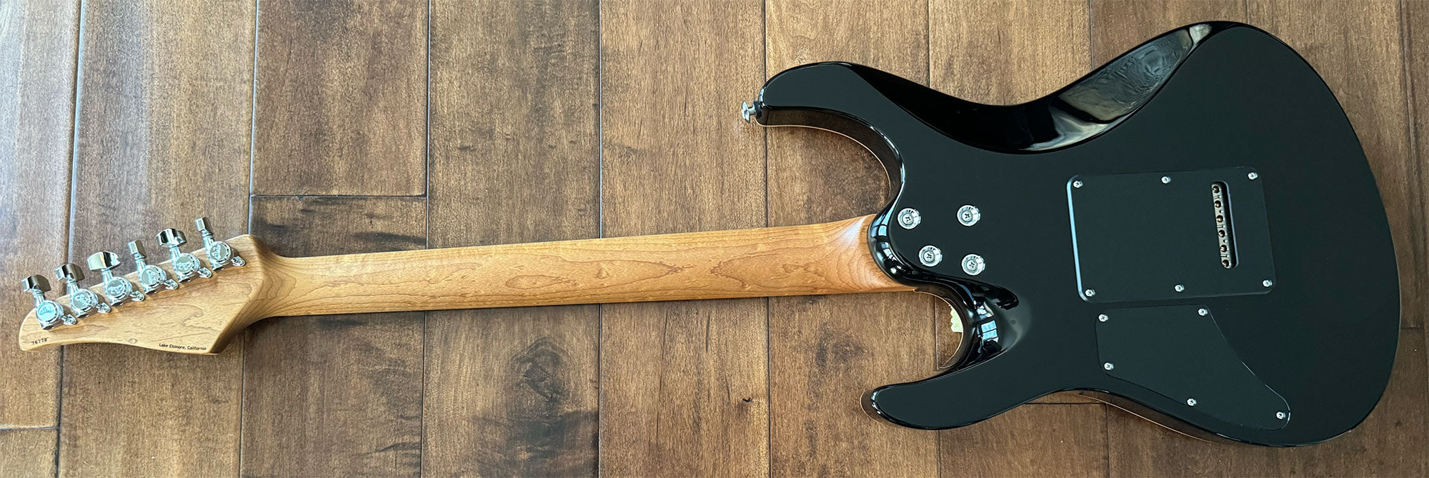 Suhr Modern Plus HSH Trans Whale Blue Burst Roasted Maple Pau Ferra Neck 76778