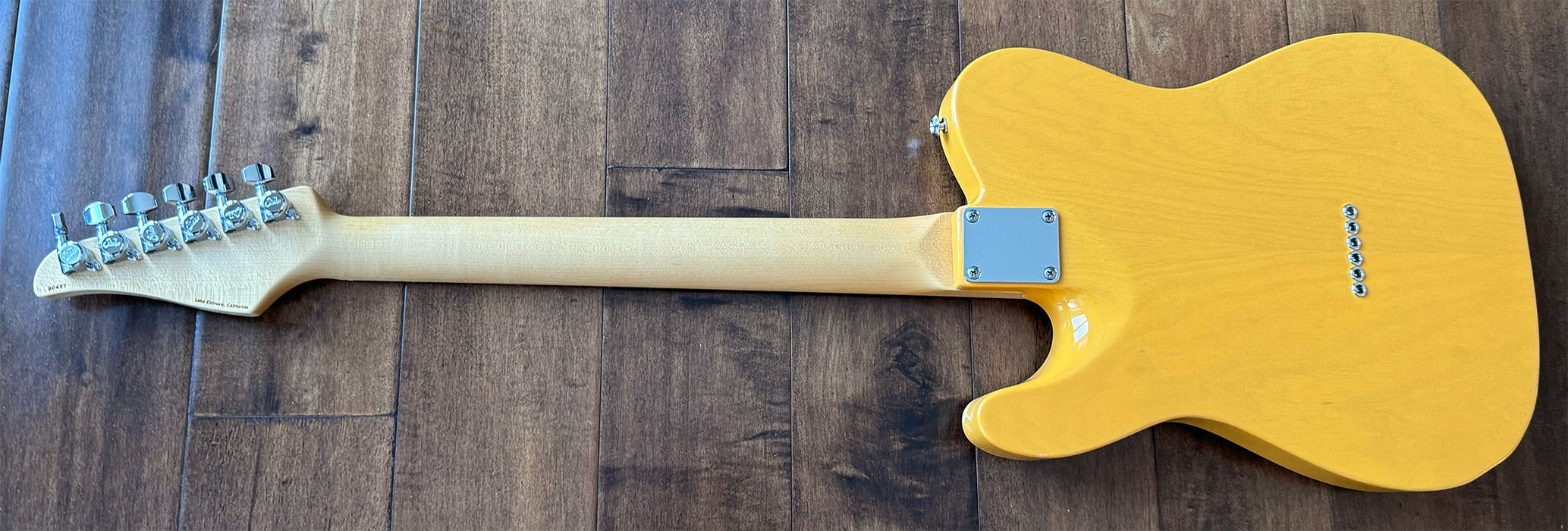 Suhr Classic T Antique Electric Guitar Trans Butterscotch 80497