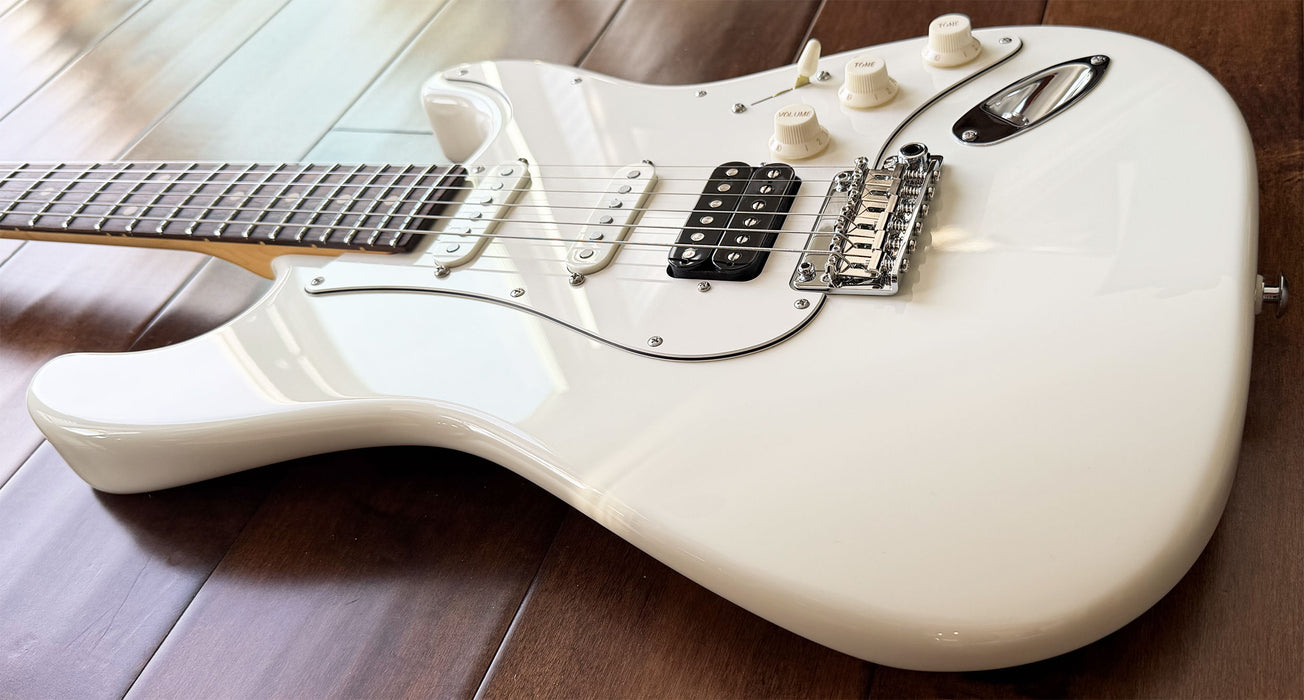 Suhr Classic S Antique Electric Guitar Olympic White Rosewood Neck 93572