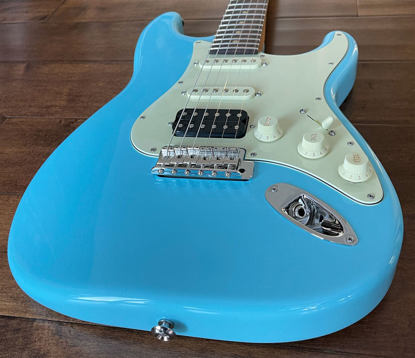 Suhr Classic S Antique Vintage Limited Edition HSS Daphne Blue 81798