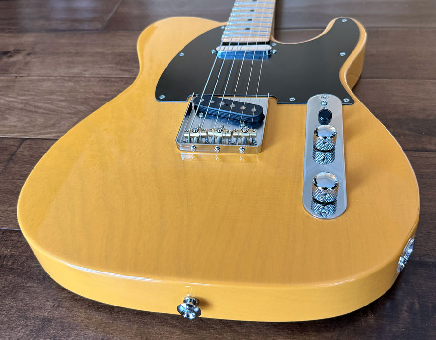 Suhr Classic T Antique Electric Guitar Trans Butterscotch 80497
