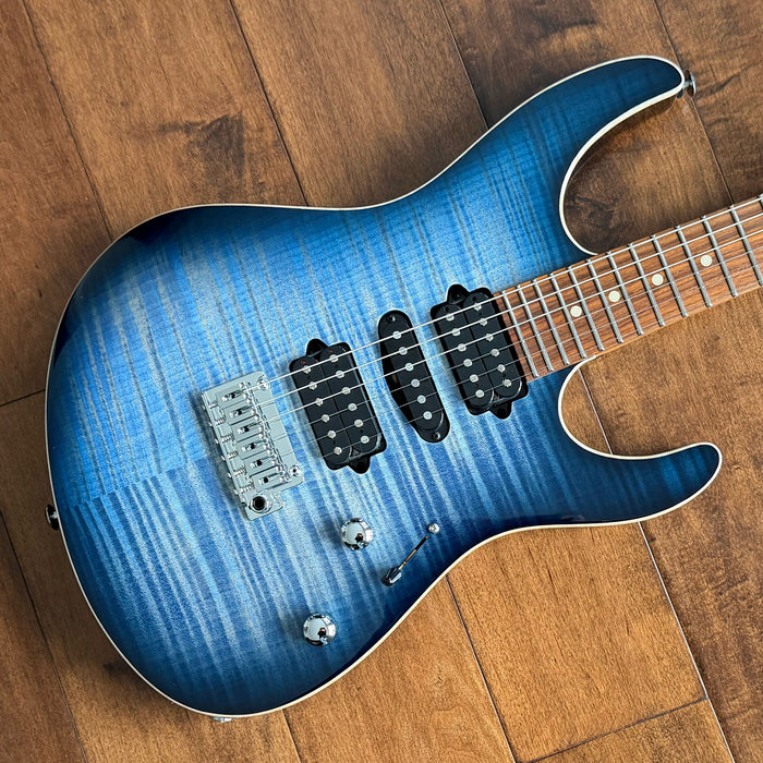 Suhr Modern Plus HSH Trans Whale Blue Burst Roasted Maple Pau Ferro Neck 87825