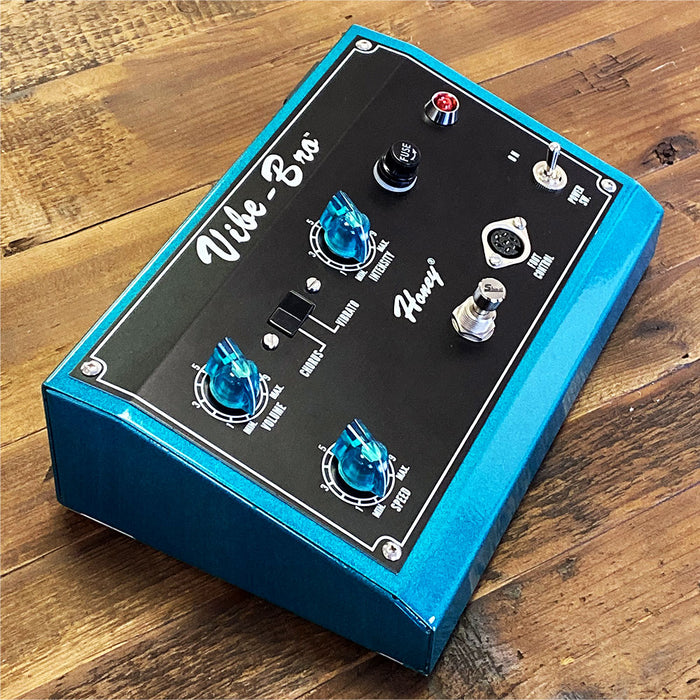 Shin-ei VB-1 Vibe-Bro Chorus Vibrato Pedal Limited Teal
